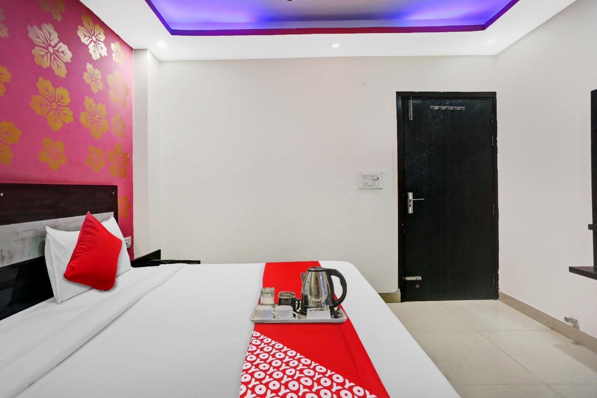 Hotel O Hotel Blue Orchid New Delhi Ngoại thất bức ảnh